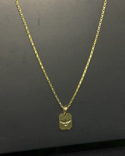 Corrente Veneziana tijolinho em ouro com elos quadrados, acabamento polido e design elegante e versátil.